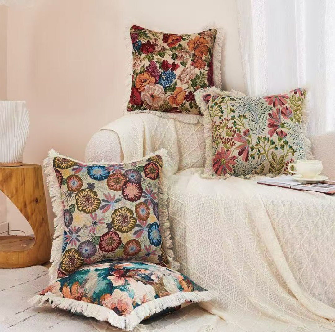 Housse de Coussin Jacquard Floral avec Franges – 4 Motifs (45x45 cm)